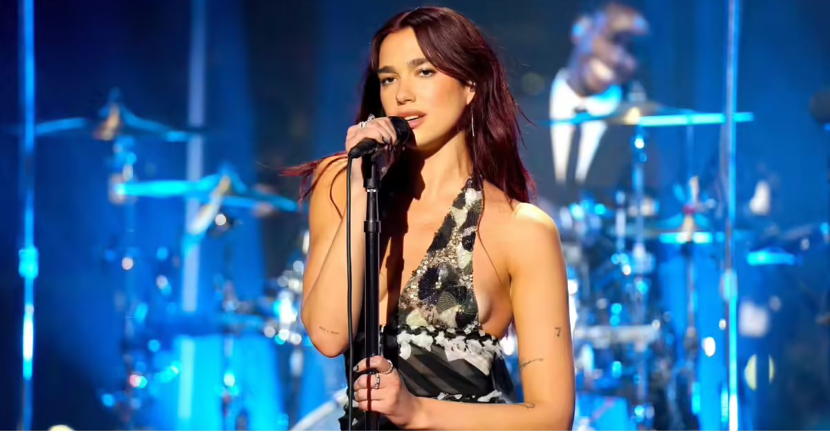 Dua Lipa Singer